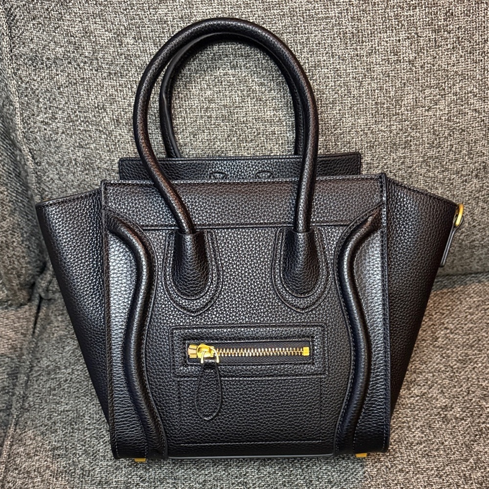 Elegant Black Handbag/Satchel - Picture 5 of 16